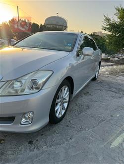 تۆیۆتا کراون